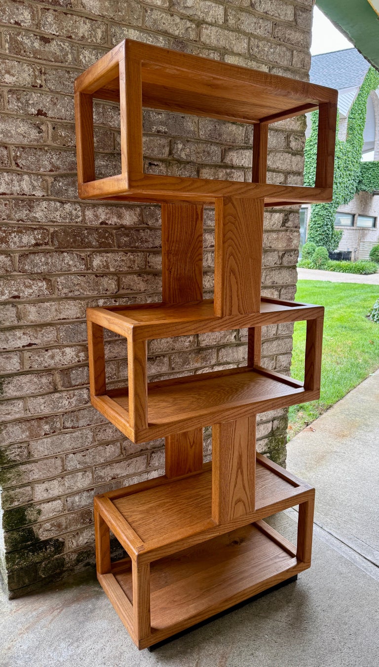 MId-Century Geometric Design Oak Wood Etagere
