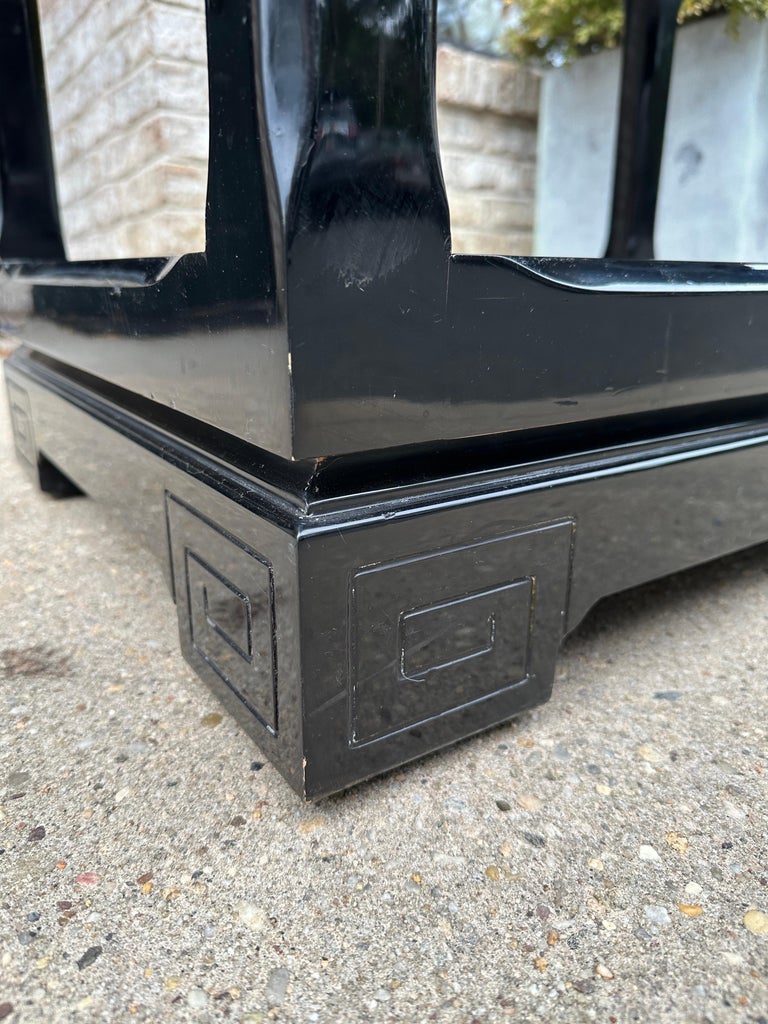 Vintage Ralph Lauren Chinoiserie Black Lacquered Pagoda Style End Table