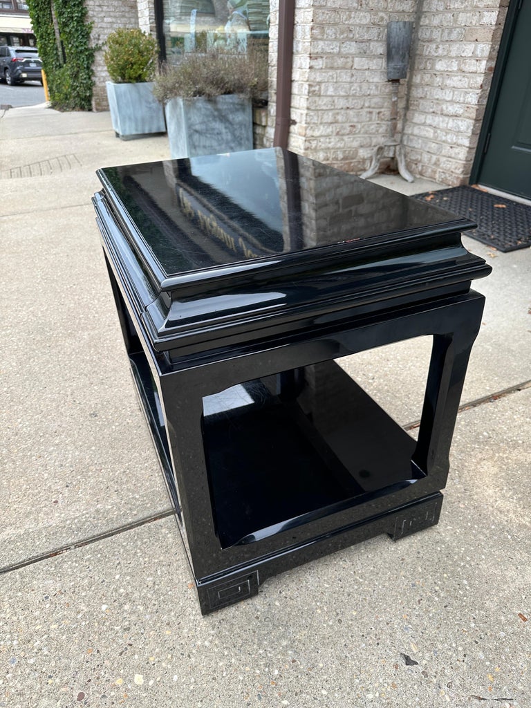Vintage Ralph Lauren Chinoiserie Black Lacquered Pagoda Style End Table